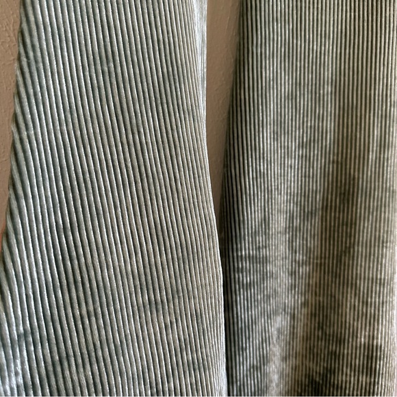 Urban Outfitters pants - Picture 2 of 5